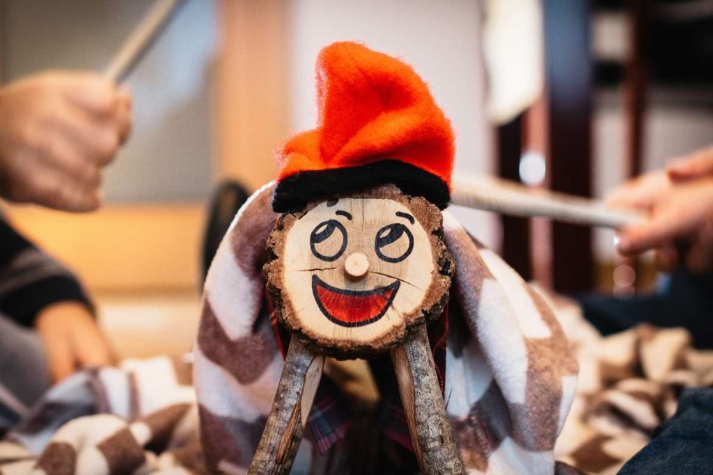 Caga Tiò Tradizione Natalizia Tipica Catalana