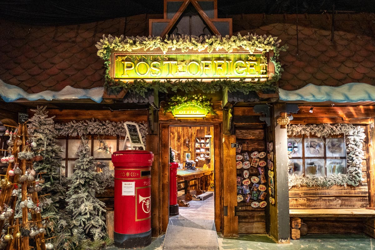 Dove abita Babbo Natale: i villaggi di Natale del mondo